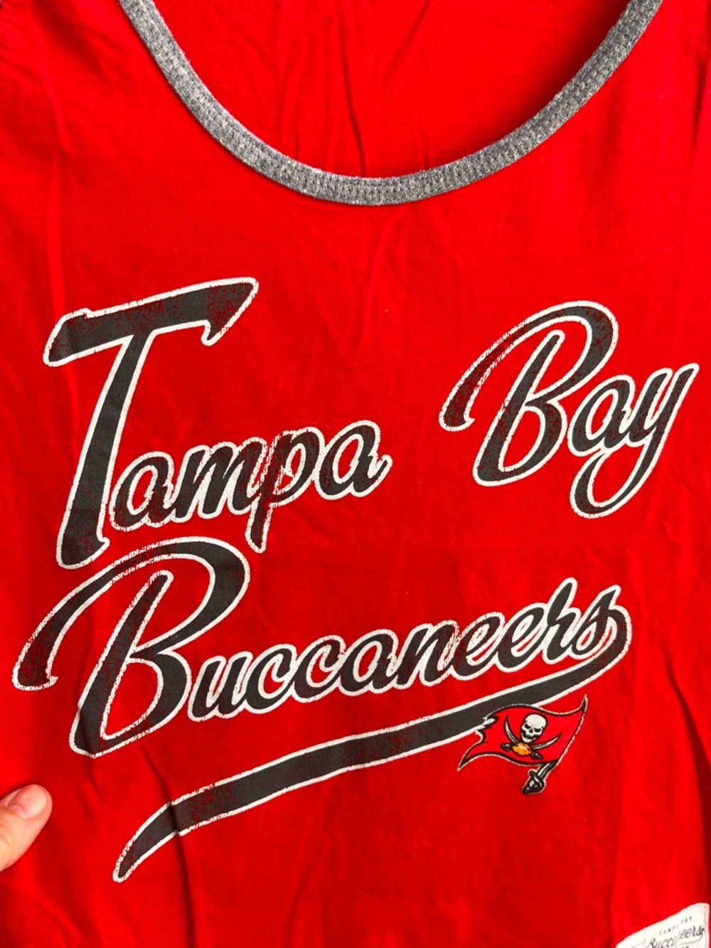 Tampa Bay Buccaneers NFL Girls Raglan Tee Red Gray Size M 10/12